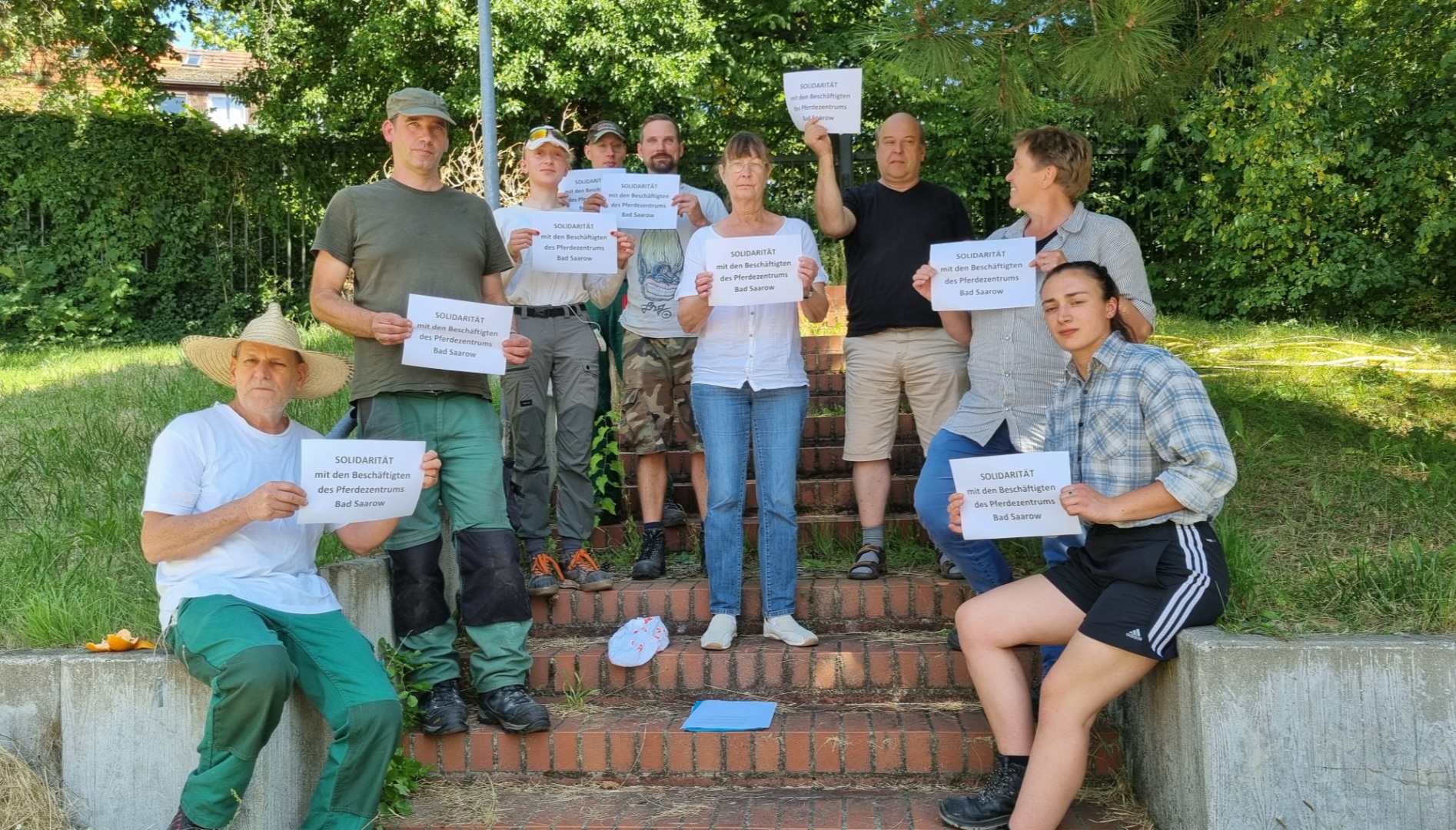 Solidarität mit unseren Kolleg*innen im Pferdezentrum Bad Saarow!